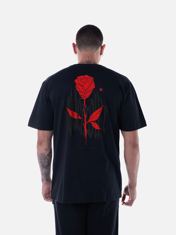 Camiseta Overcome Gothic Rose II Preta