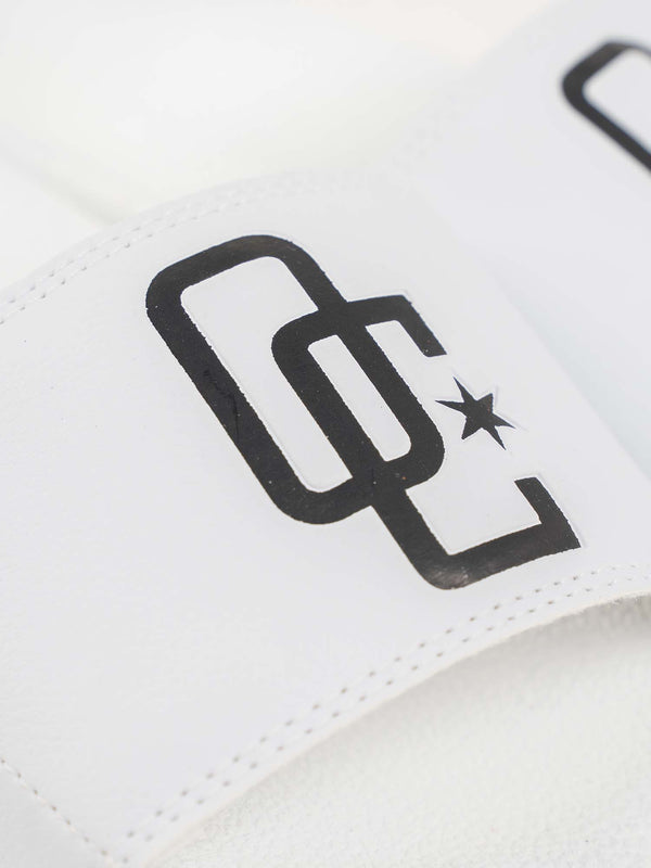 Chinelo Overcome "Logo" Branco